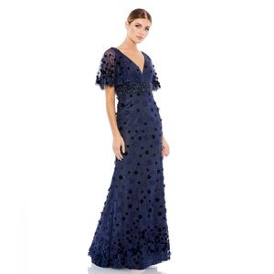 Mac Duggal 67712 NWT EMBELLISHED FLORAL GOWN